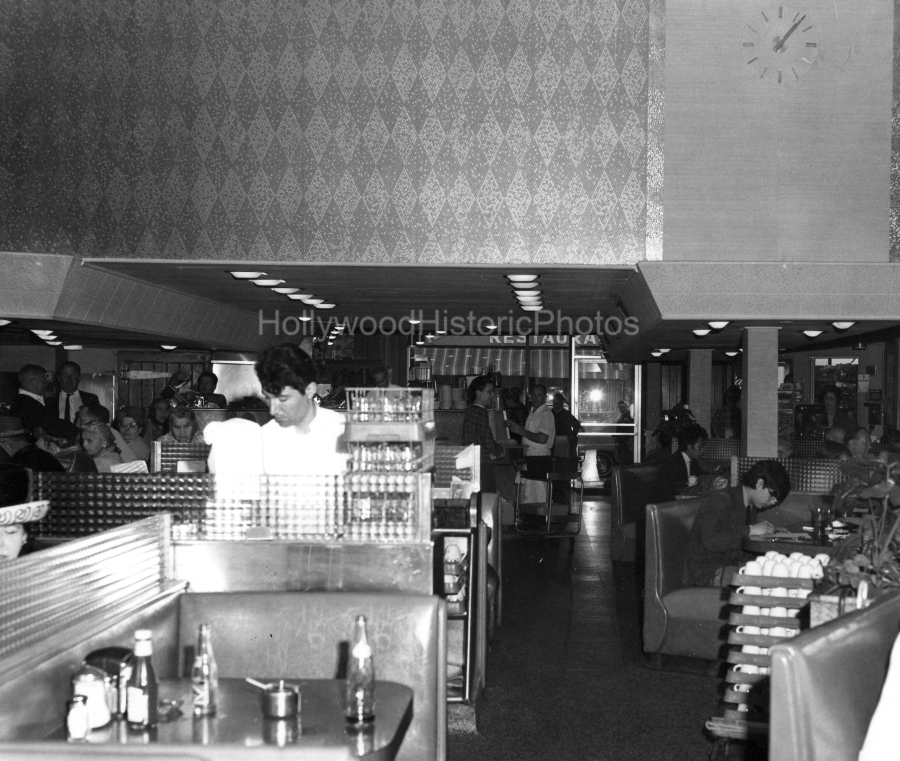 Canters Deli 1968 3.jpg